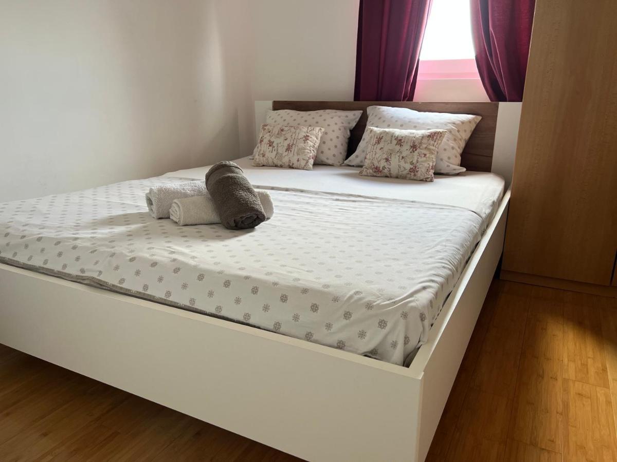 Delete 4 Apartment เบลเกรด ภายนอก รูปภาพ