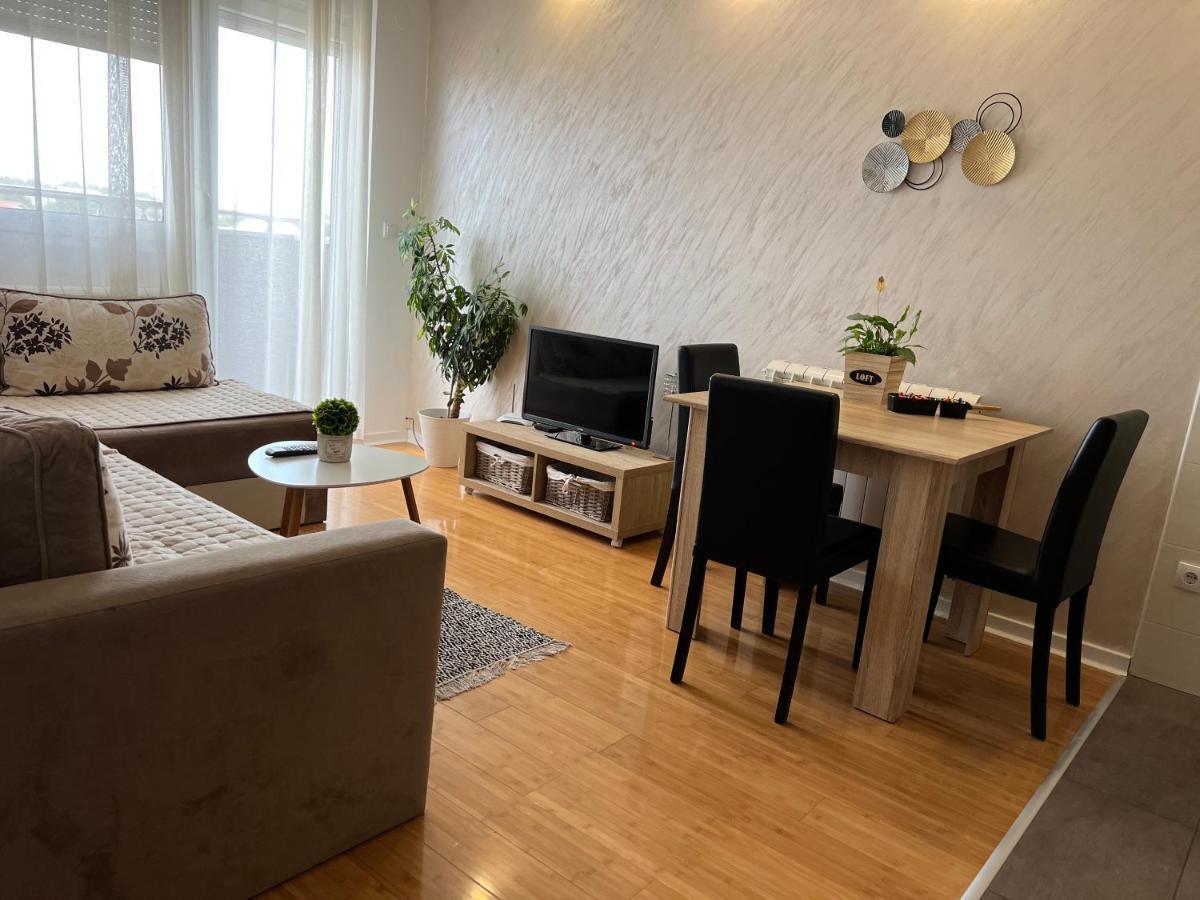 Delete 4 Apartment เบลเกรด ภายนอก รูปภาพ